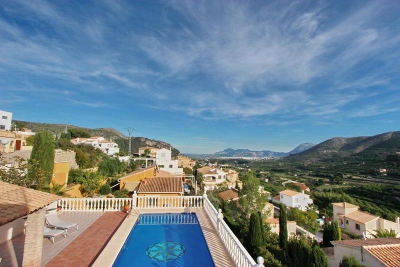 Lovely Villa With Wonderful Views Pego Exterior foto